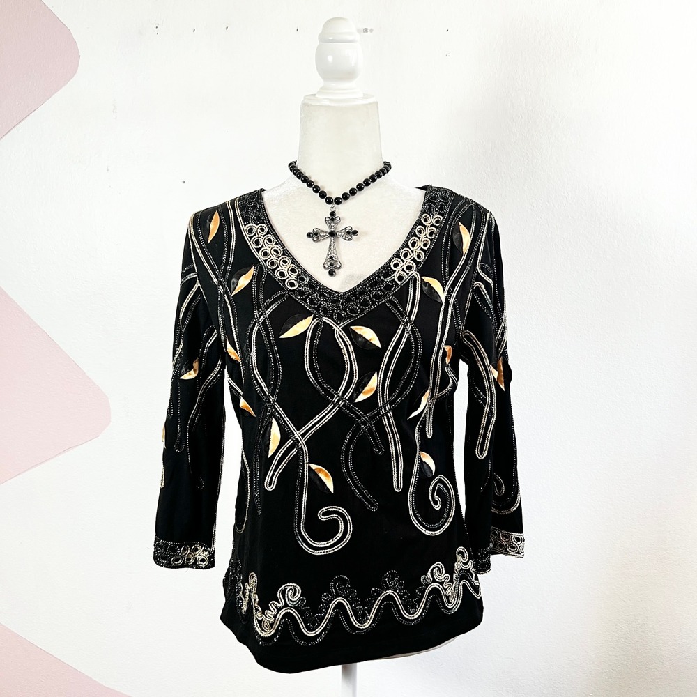 Black‎ Embroidered Top Sz Medium Floral Boho Embellished Bohemian